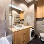 Apartamento Navy Blue By Bookinghost Varsovia