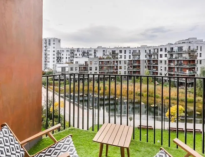 Navy Blue By Bookinghost *