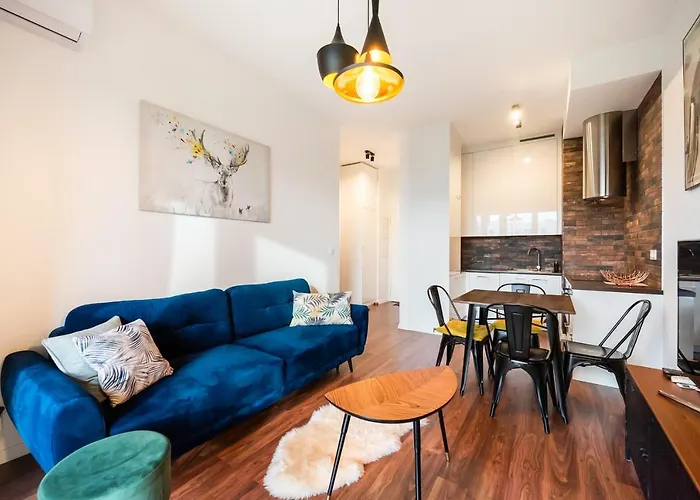 Navy Blue By Bookinghost Apartman