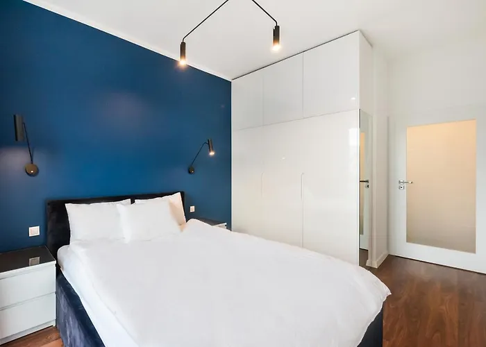 Apartman Navy Blue By Bookinghost Varsó