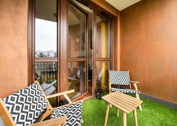 Navy Blue By Bookinghost 아파트 바르샤바